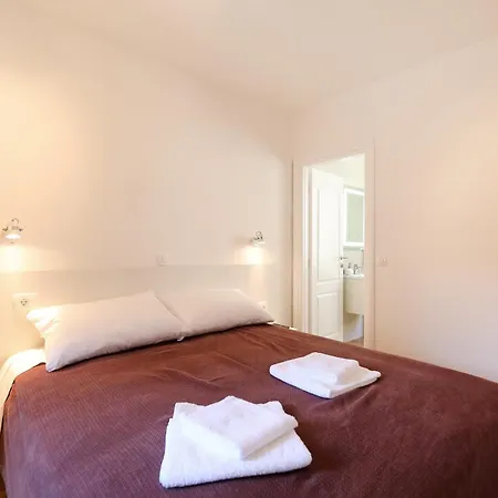 Piccola Pyrotima Lägenhet *