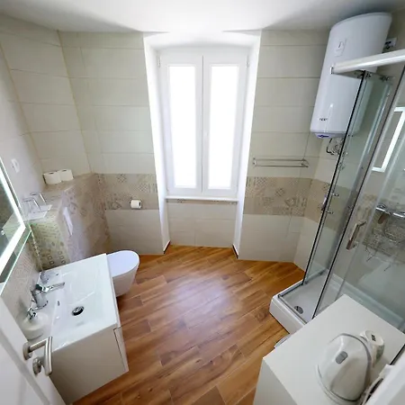 Piccola Pyrotima * Zadar