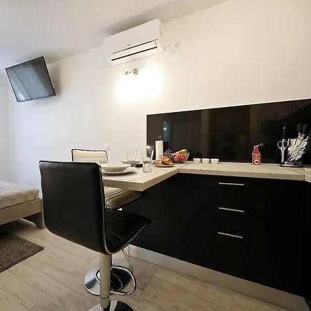 Apartman Piccola Pyrotima