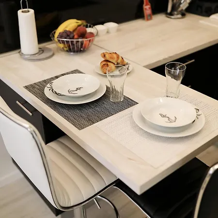 Piccola Pyrotima Apartman *