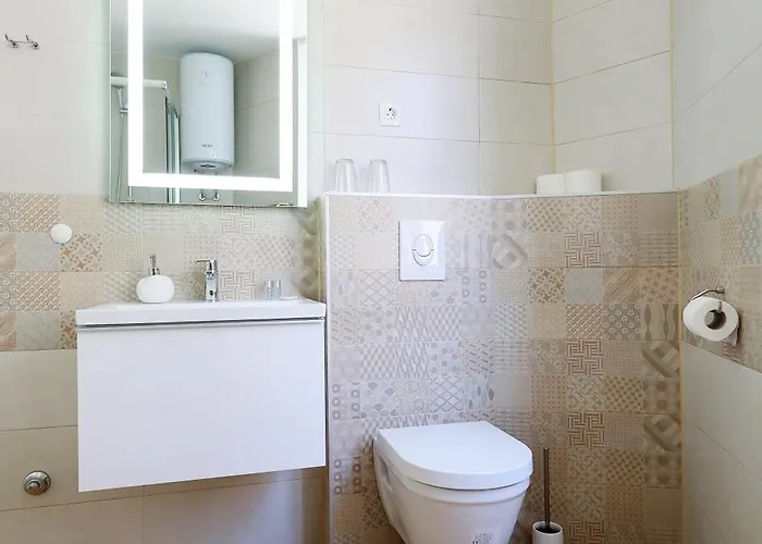 Piccola Pyrotima Zara